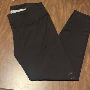 Victoria Sport Leggings size XL